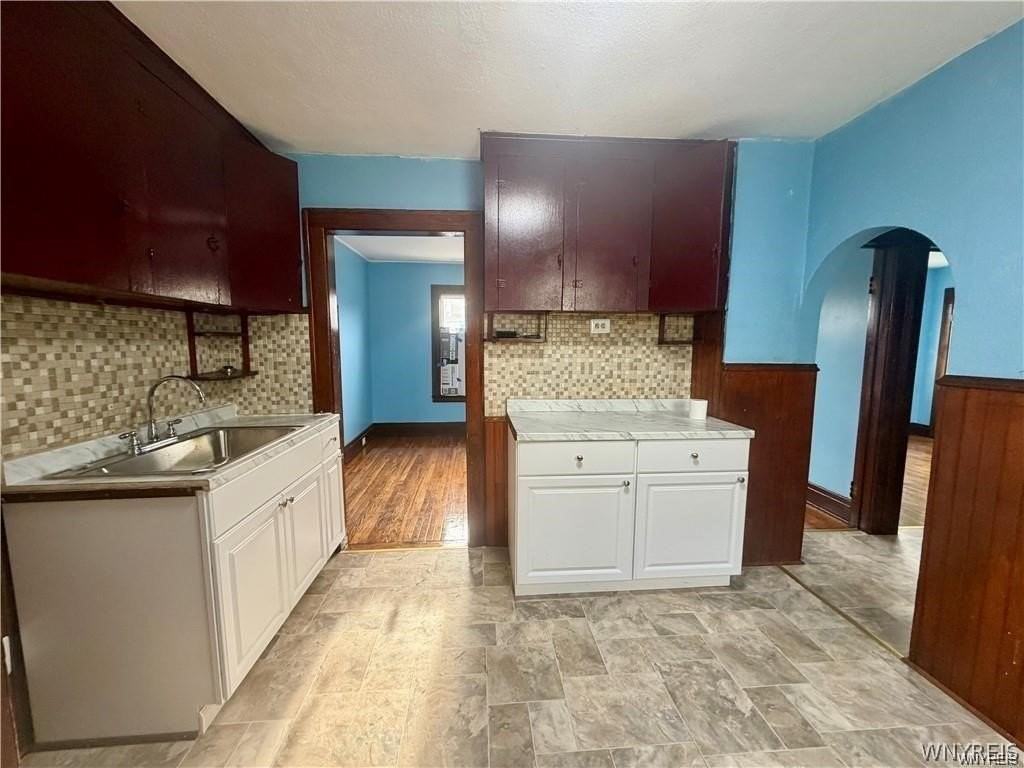 484 Dartmouth Ave - Photo 5 of 16
