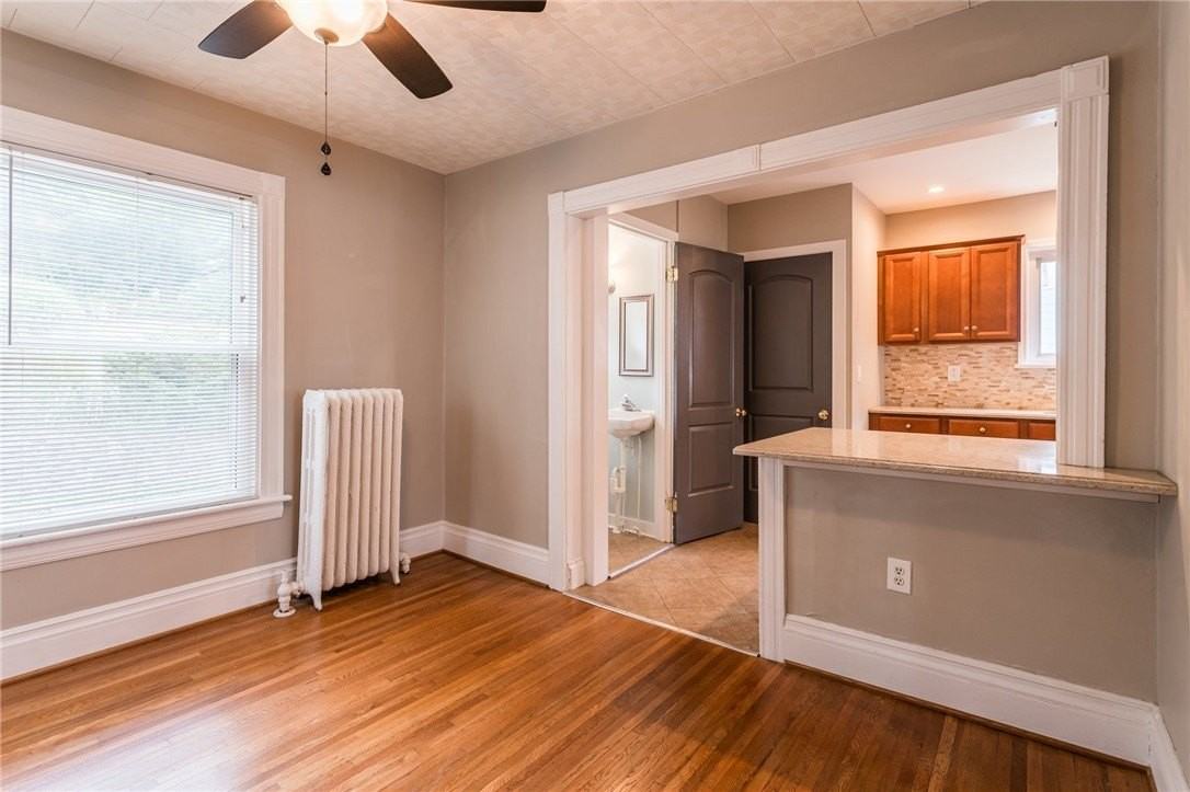5 Rosedale St - Photo 4 of 36