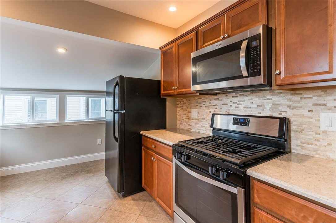 5 Rosedale St - Photo 7 of 36