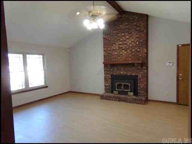 5115 N Locust St - Photo 4 of 24