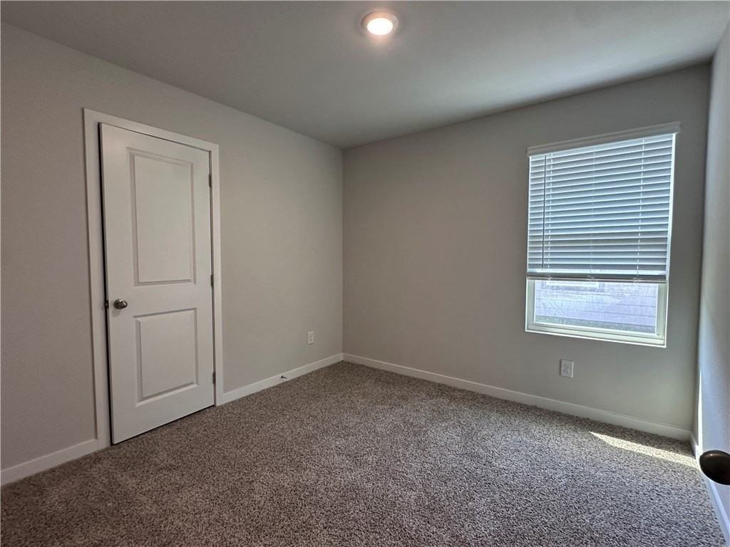1622 Letty Ln - Photo 6 of 10