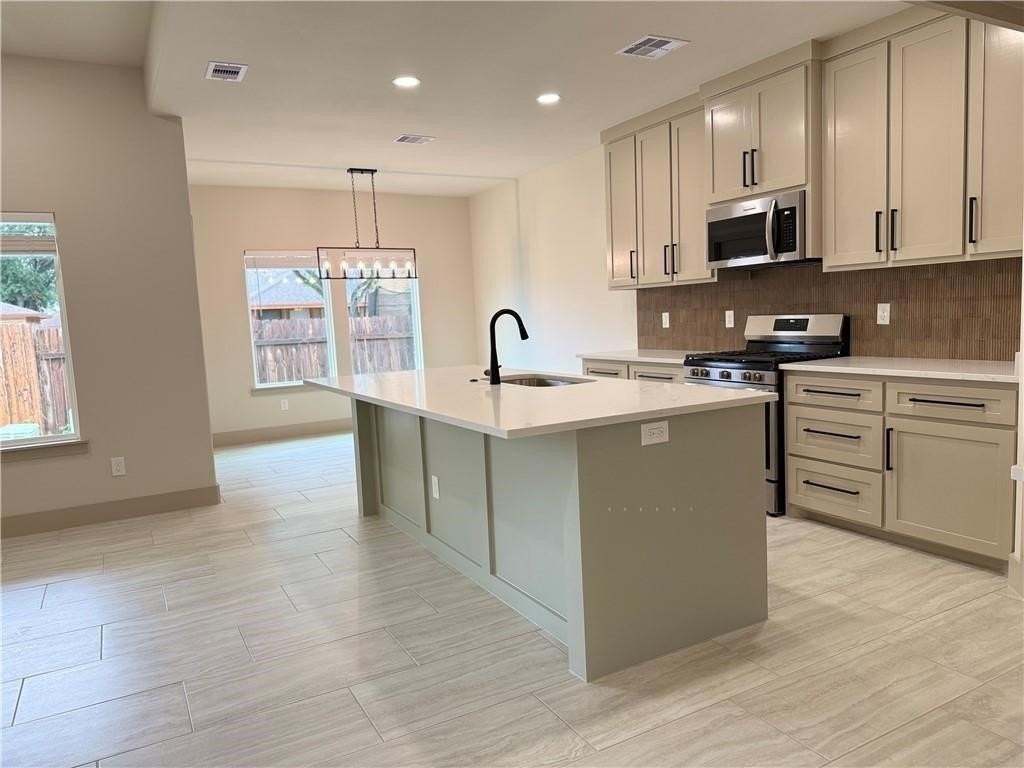 3809 Willow Weep - Photo 4 of 14