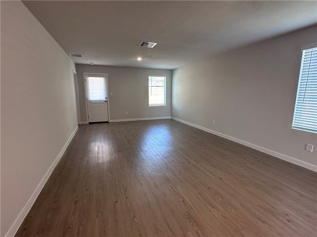 1618 Letty Ln - Photo 5 of 13