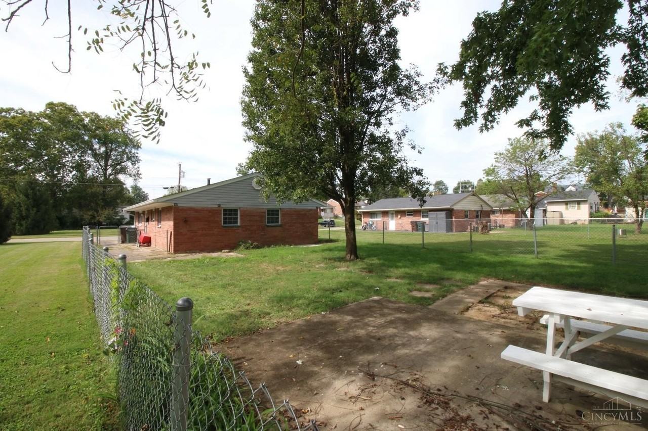 3974 Warren Ave - Photo 7 of 22