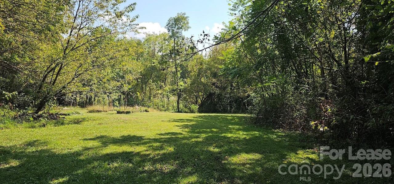 75 Oak Hill Dr - Photo 4 of 23