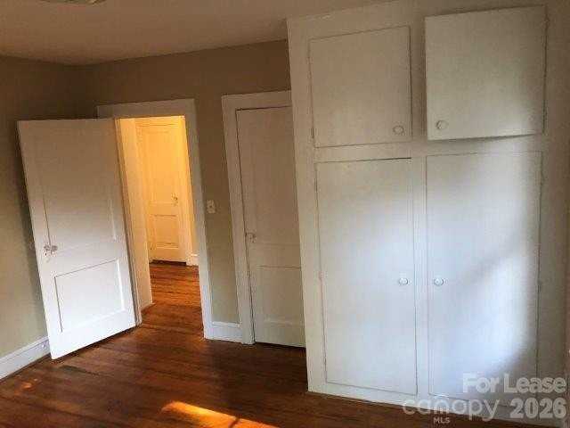 406 W 5th Ave - Photo 5 of 8