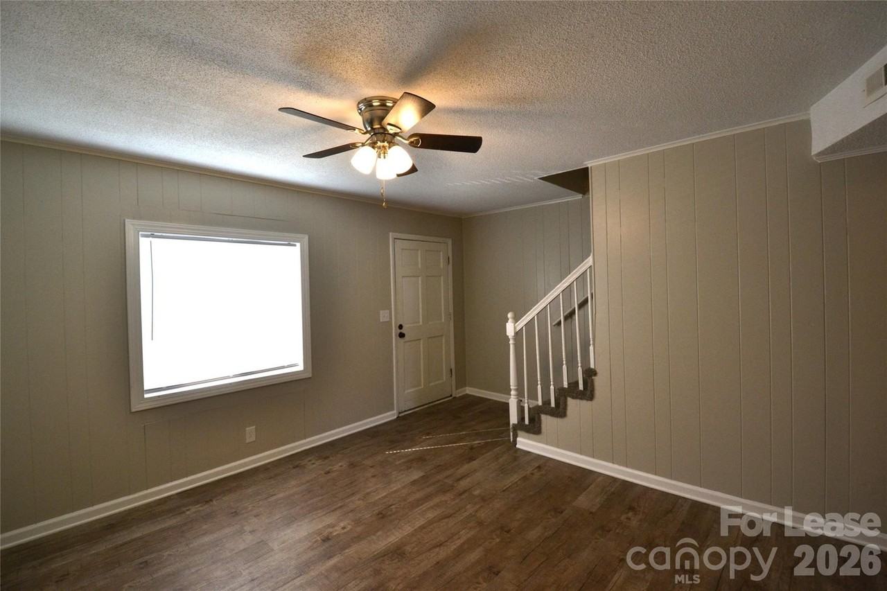 116 E Church St - Photo 5 of 22