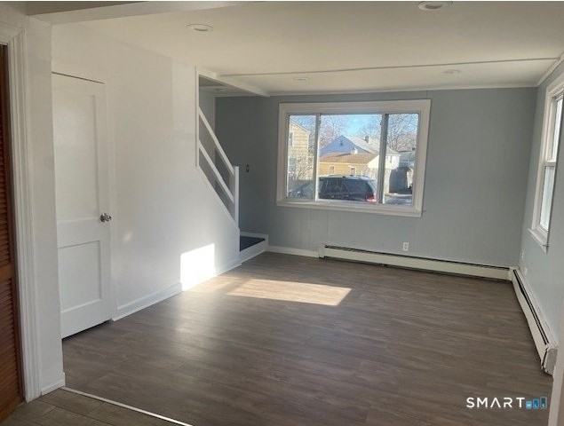 60 Garden Dr - Photo 4 of 10