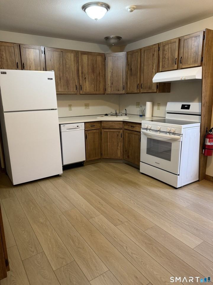 13 Park Pl #A2 - Photo 2 of 6