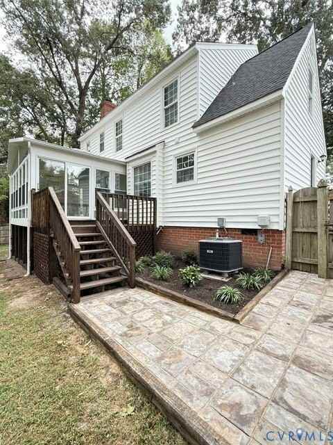 9164 Avondale Dr - Photo 3 of 26