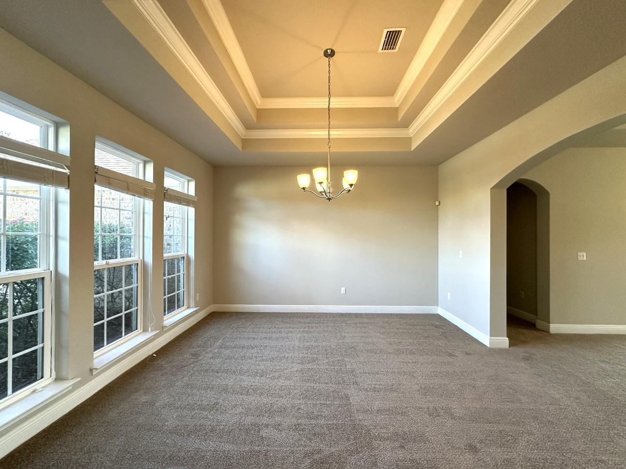 513 Gadwell St - Photo 3 of 35