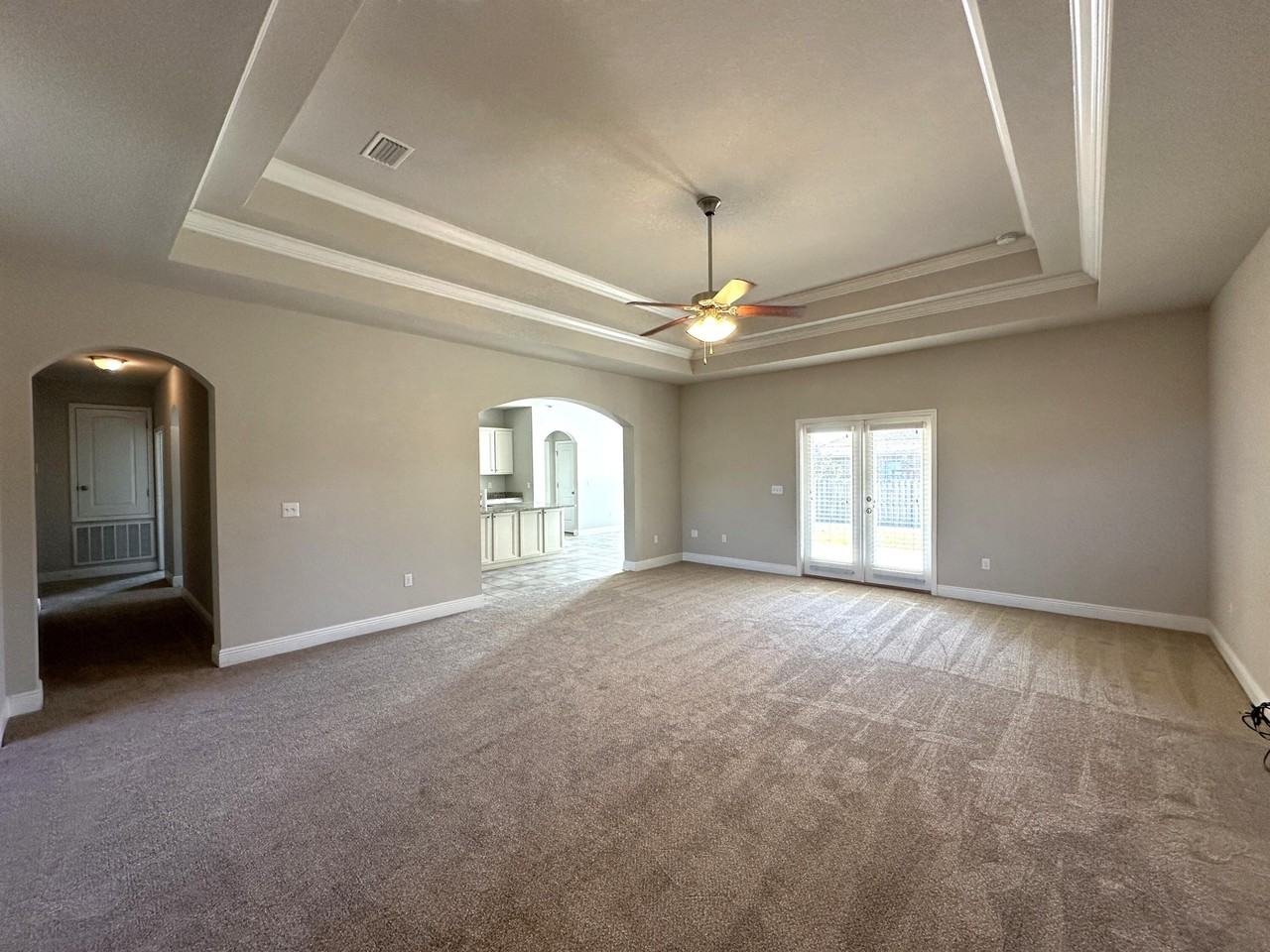 513 Gadwell St - Photo 5 of 35