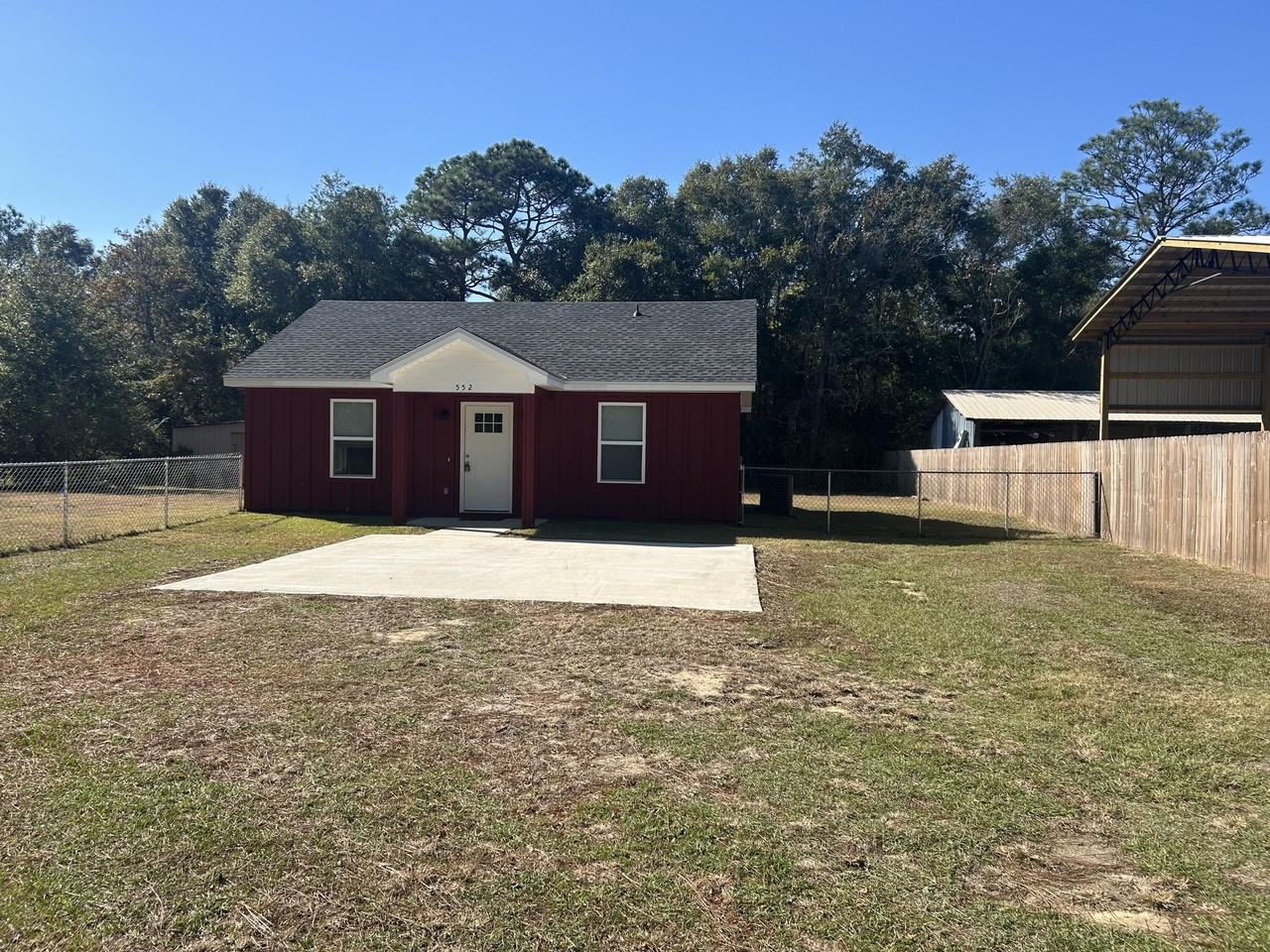552 Kings Lake Blvd - Photo 2 of 14