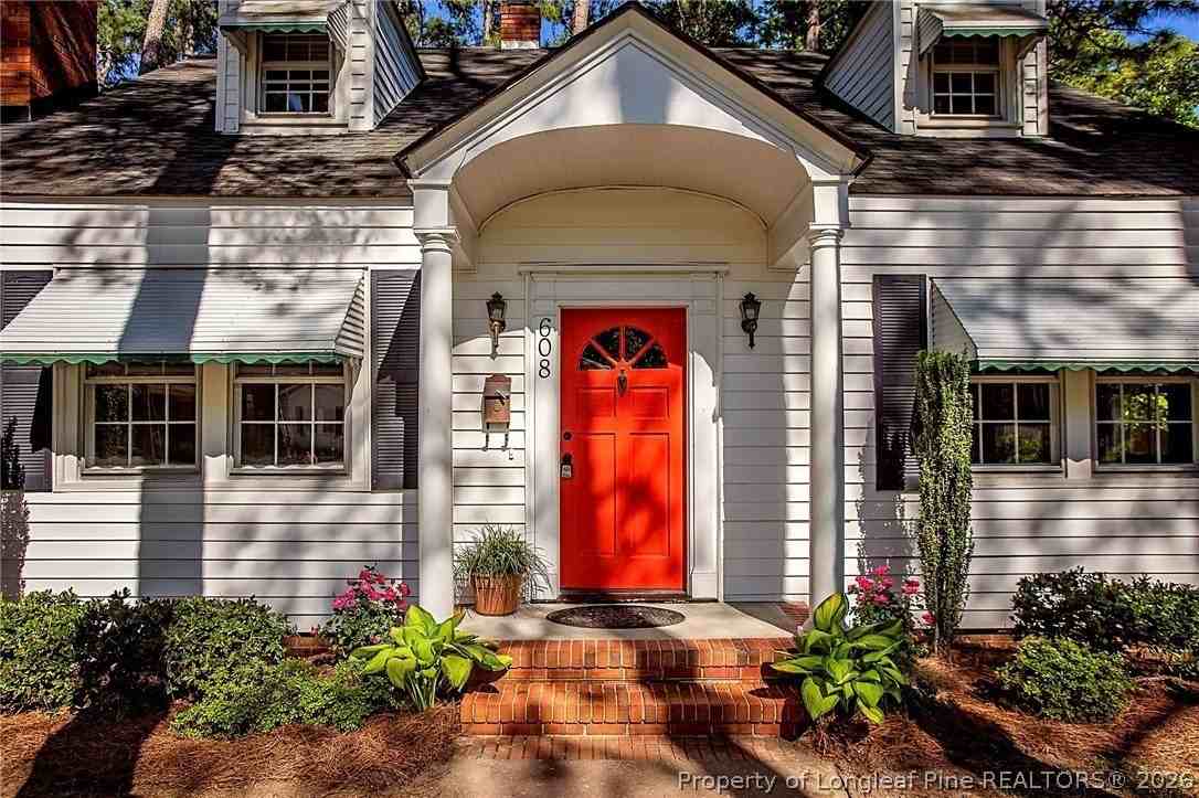 608 Greenland Dr - Photo 2 of 24