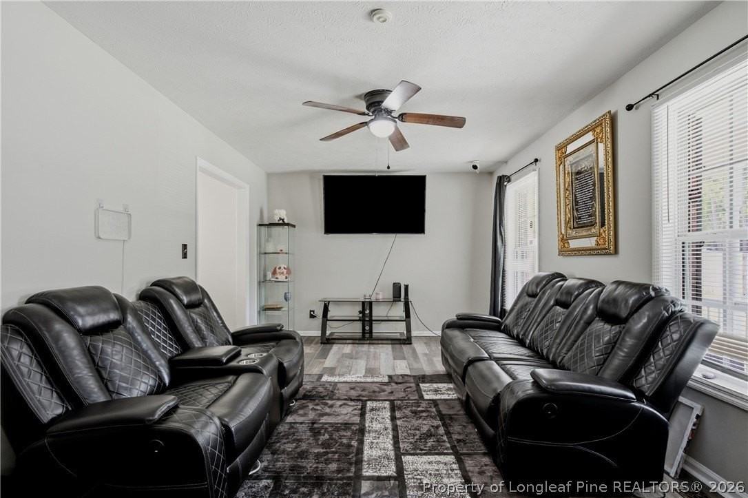 817 Hobson Rd - Photo 6 of 49