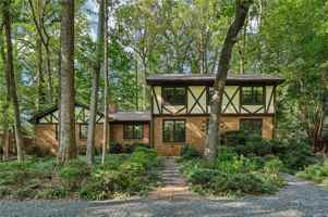 featured image of 3324 Henderson Creek Rd