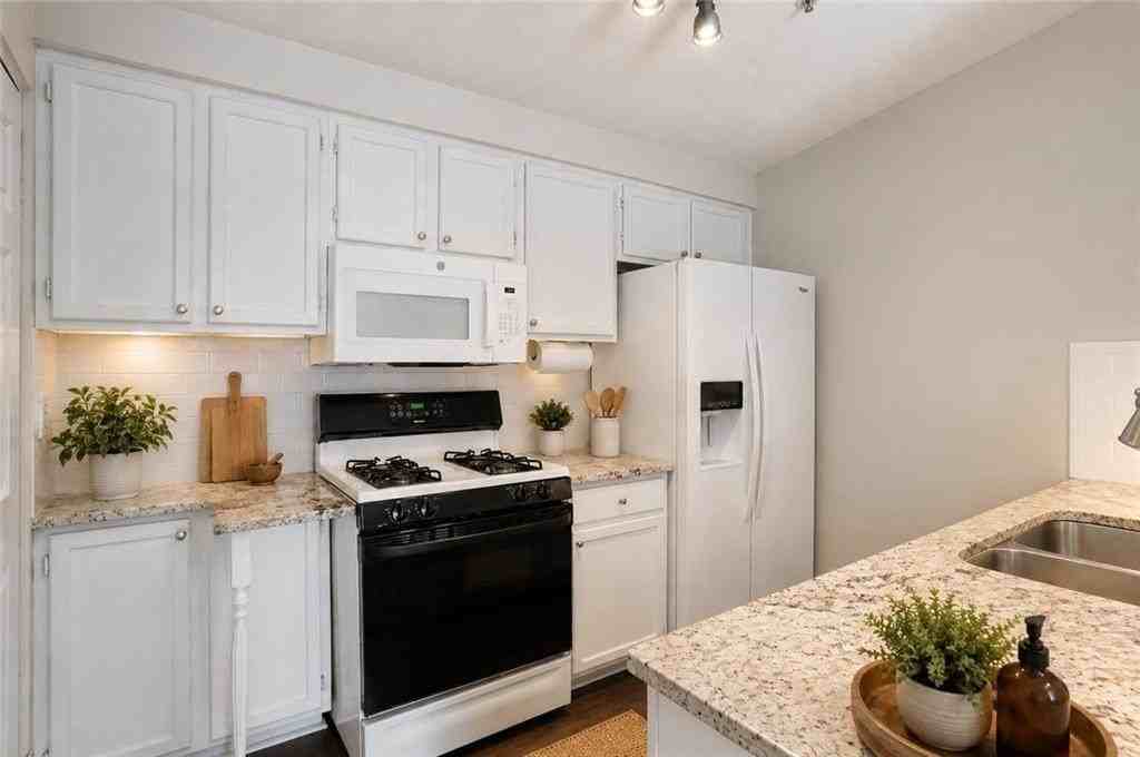1483 Keys Crossing Dr Ne - Photo 2 of 30