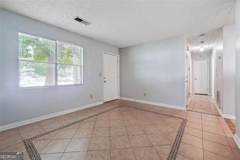 3107 Del Monico Dr - Photo 4 of 9