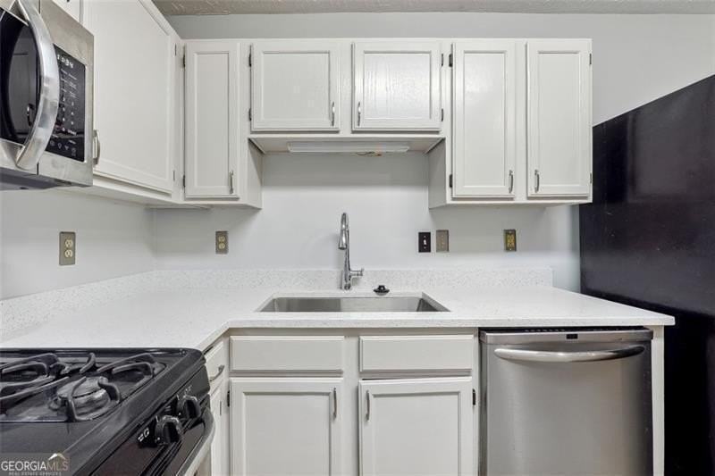 3107 Del Monico Dr - Photo 7 of 9