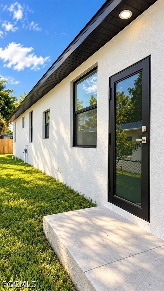 5615 10th Ave - Photo 2 of 18