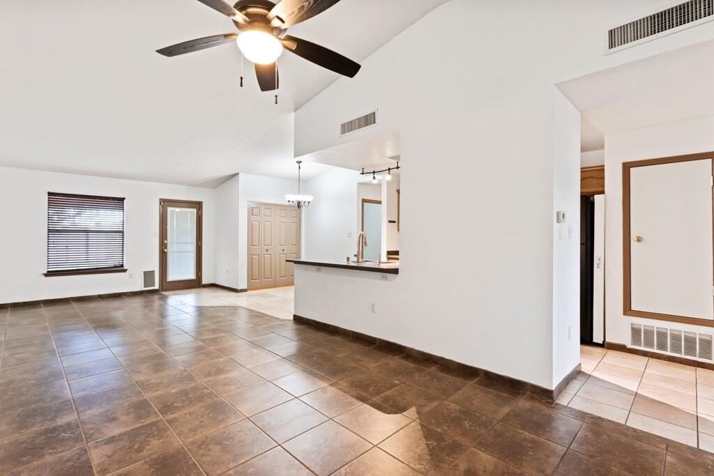 3909 Tierra Zafiro Dr - Photo 7 of 36