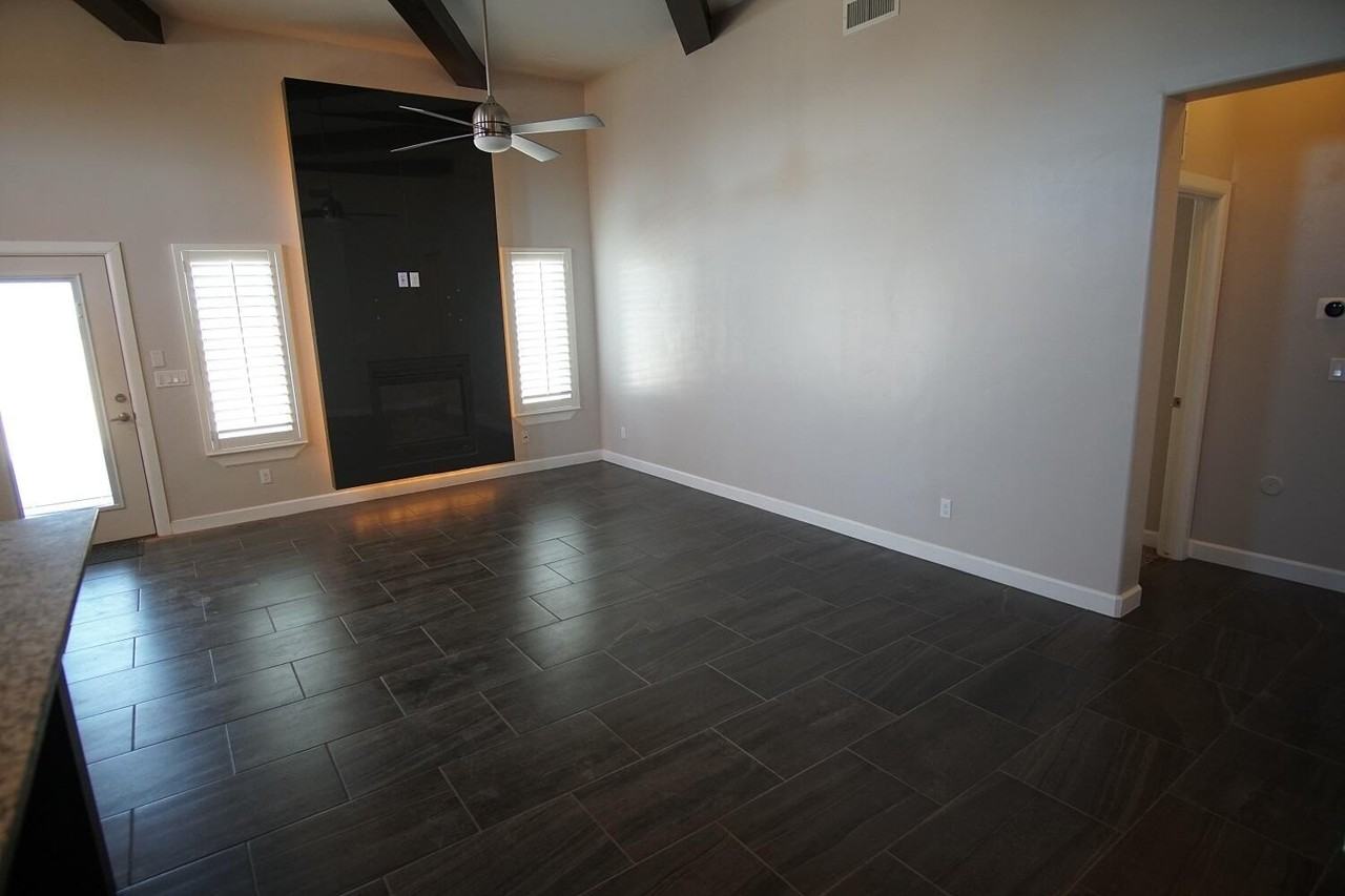 3131 Red Velvet Pl - Photo 4 of 23