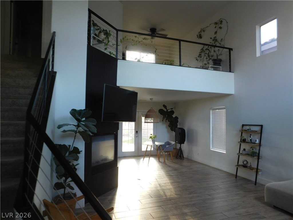 267 Cascading St - Photo 6 of 47