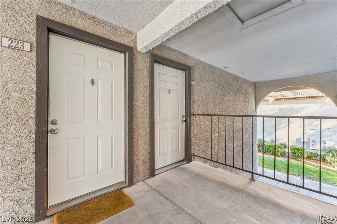 2606 S Durango Dr #223 - Photo 6 of 33