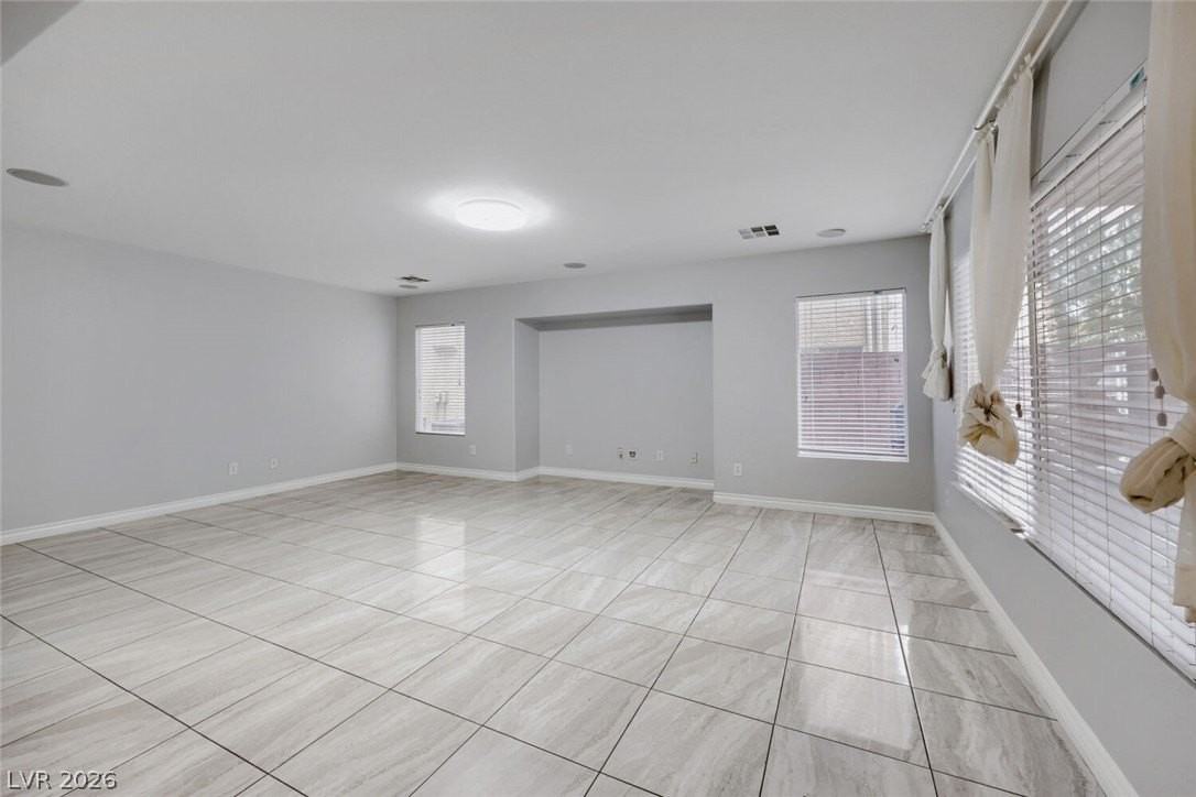 6615 W Camero Ave - Photo 6 of 29