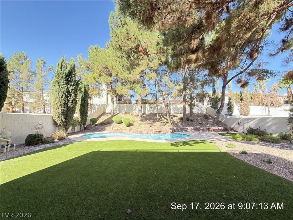 2817 Crystal Cove Dr - Photo 3 of 50