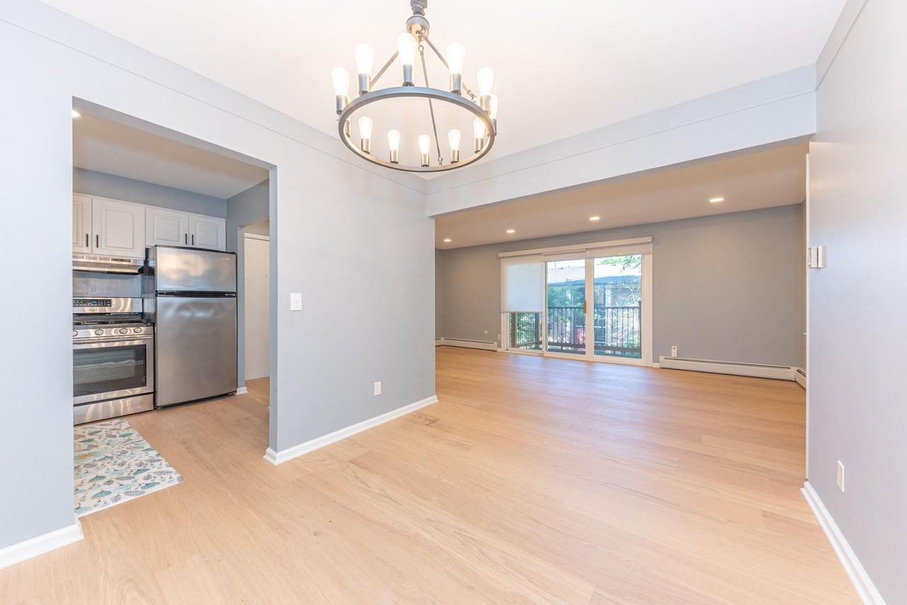 1213 Island Dr #201 - Photo 3 of 20