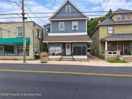 featured image of 825 Main St #2R