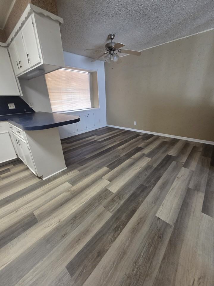 110 E Pioneer St #1 - Photo 6 of 22