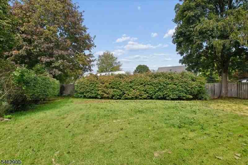 29 Gregory Dr - Photo 7 of 22