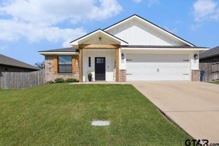 17127 Meadowview Ln - Photo 1 of 1