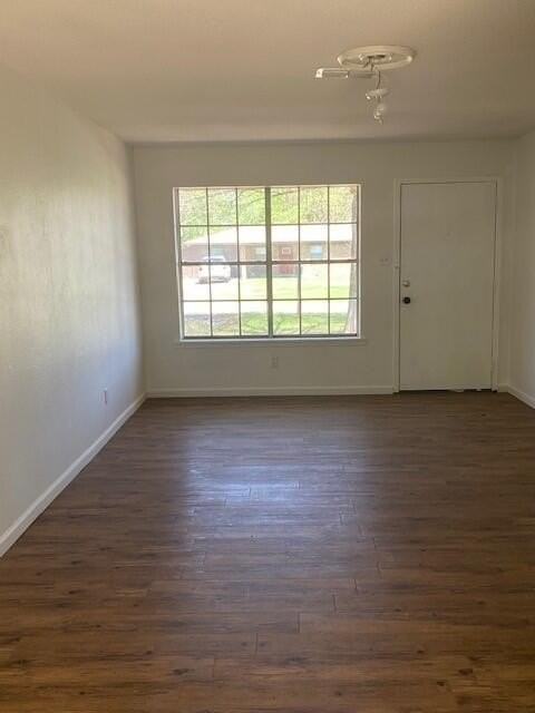 5978 Peninsula Cir - Photo 5 of 16