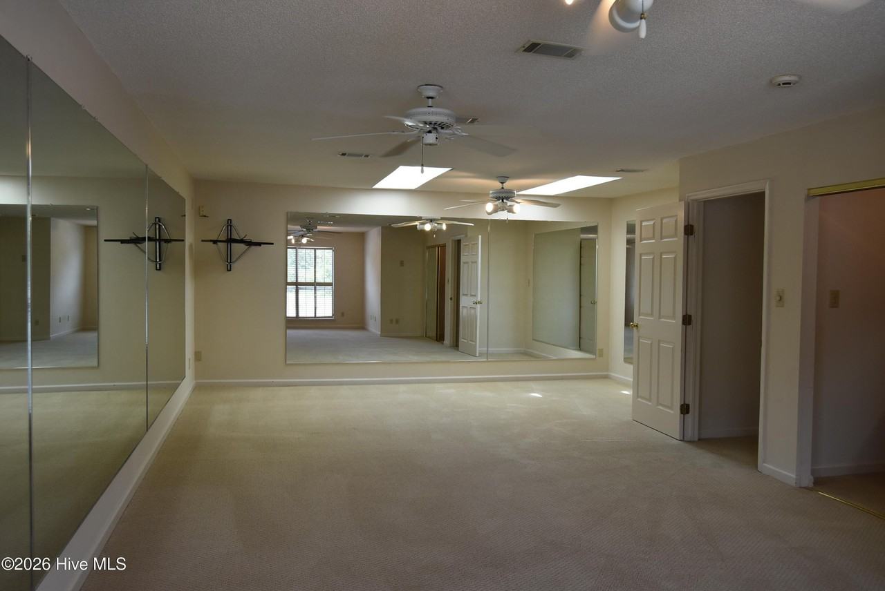 3140 Summerchase Pl - Photo 4 of 16