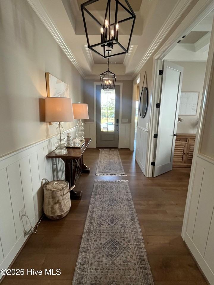 1113 Rockhill Rd - Photo 5 of 48