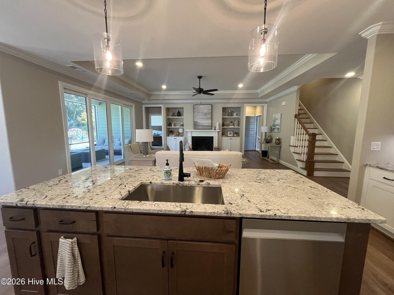 1113 Rockhill Rd - Photo 6 of 48