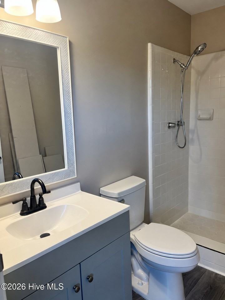 102 Fletcher Pl - Photo 5 of 8