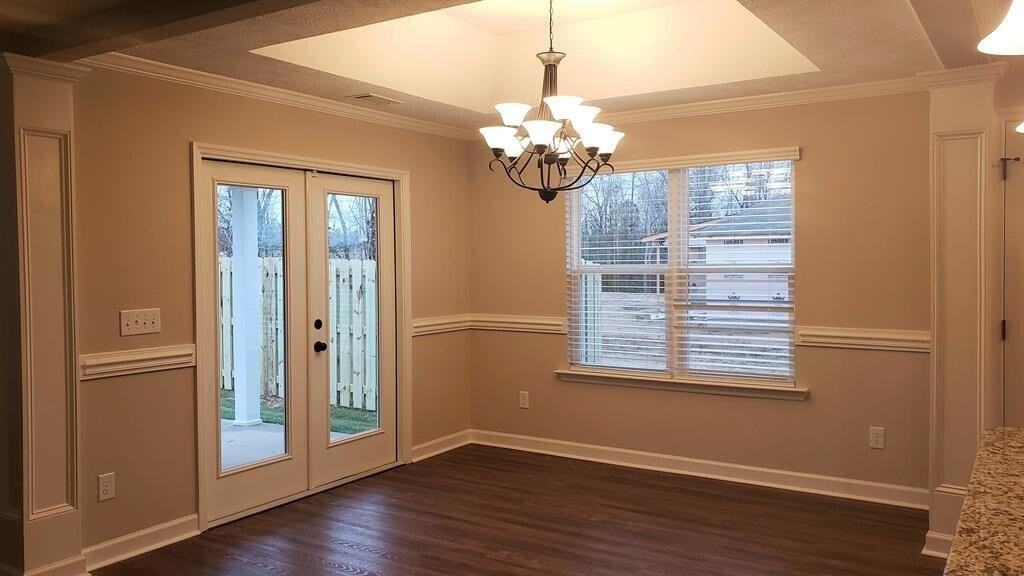 623 Jensen Ln - Photo 5 of 16