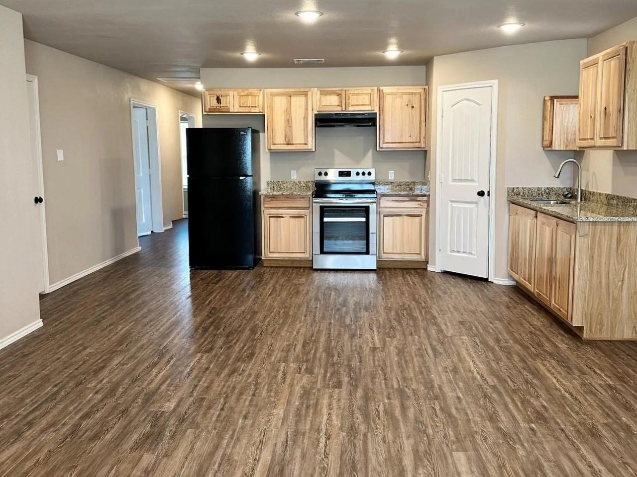 3420 E 3rd Pl - Photo 3 of 11