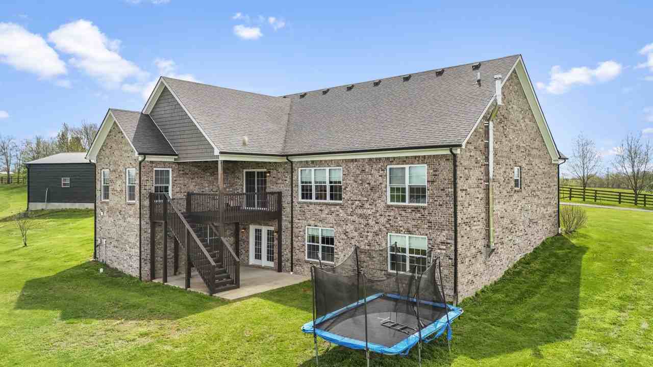 112 Fairfield Farm Rd - Photo 6 of 50