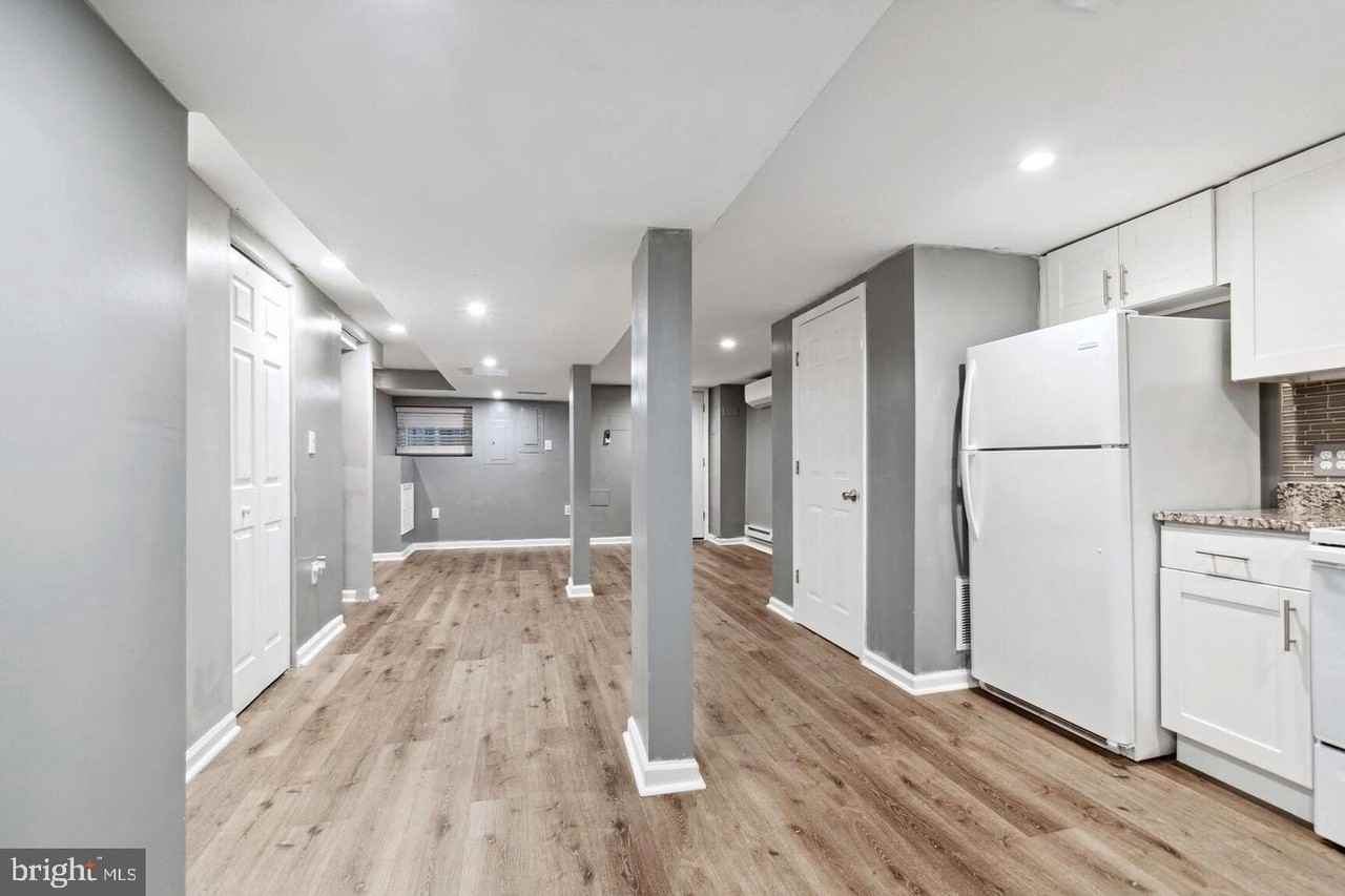 1722 16th St Se - Photo 7 of 15