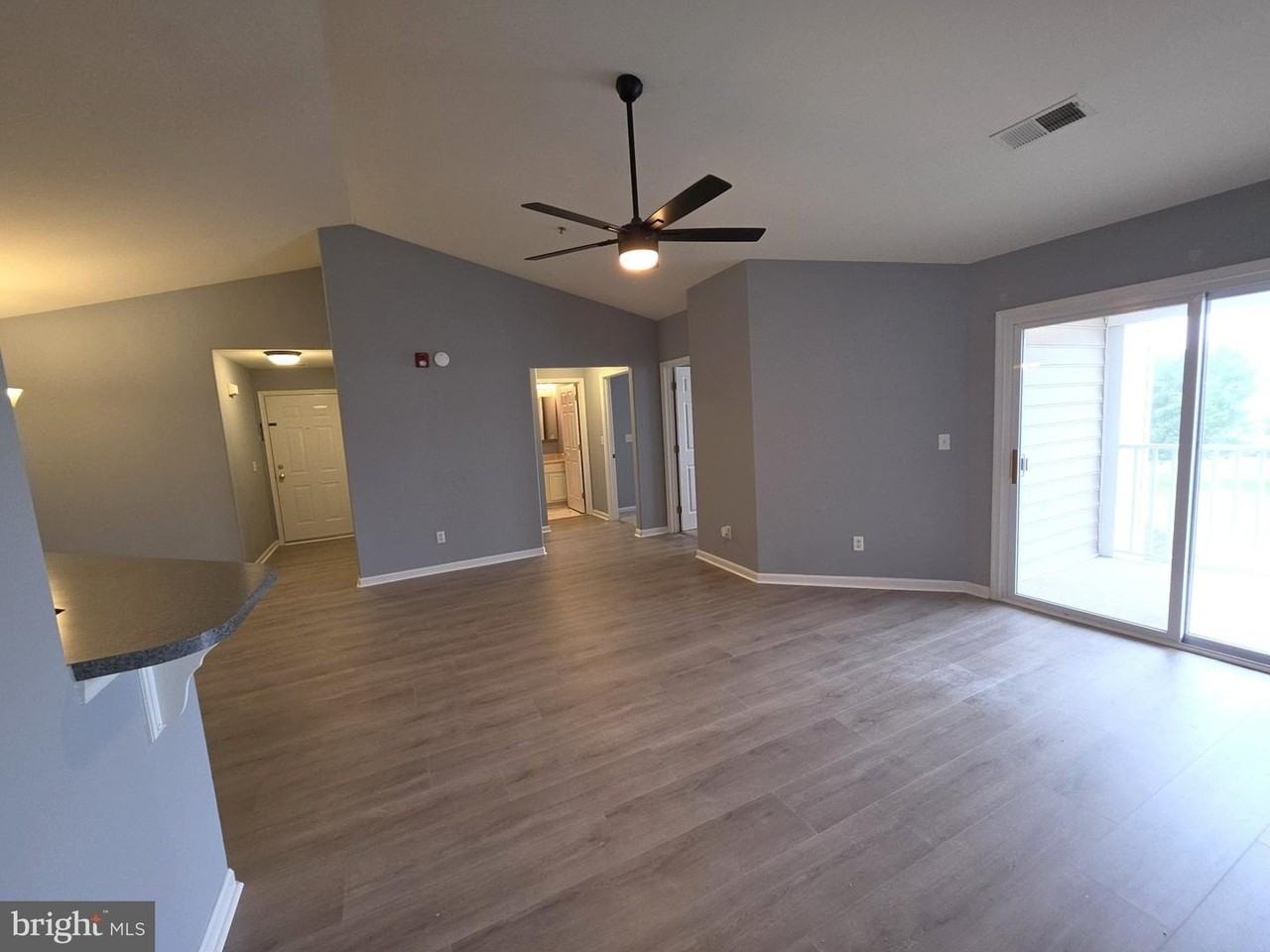 3003 Heather Dr - Photo 3 of 20