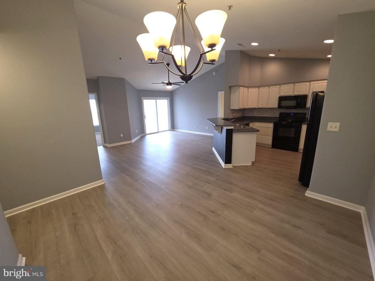3003 Heather Dr - Photo 6 of 20