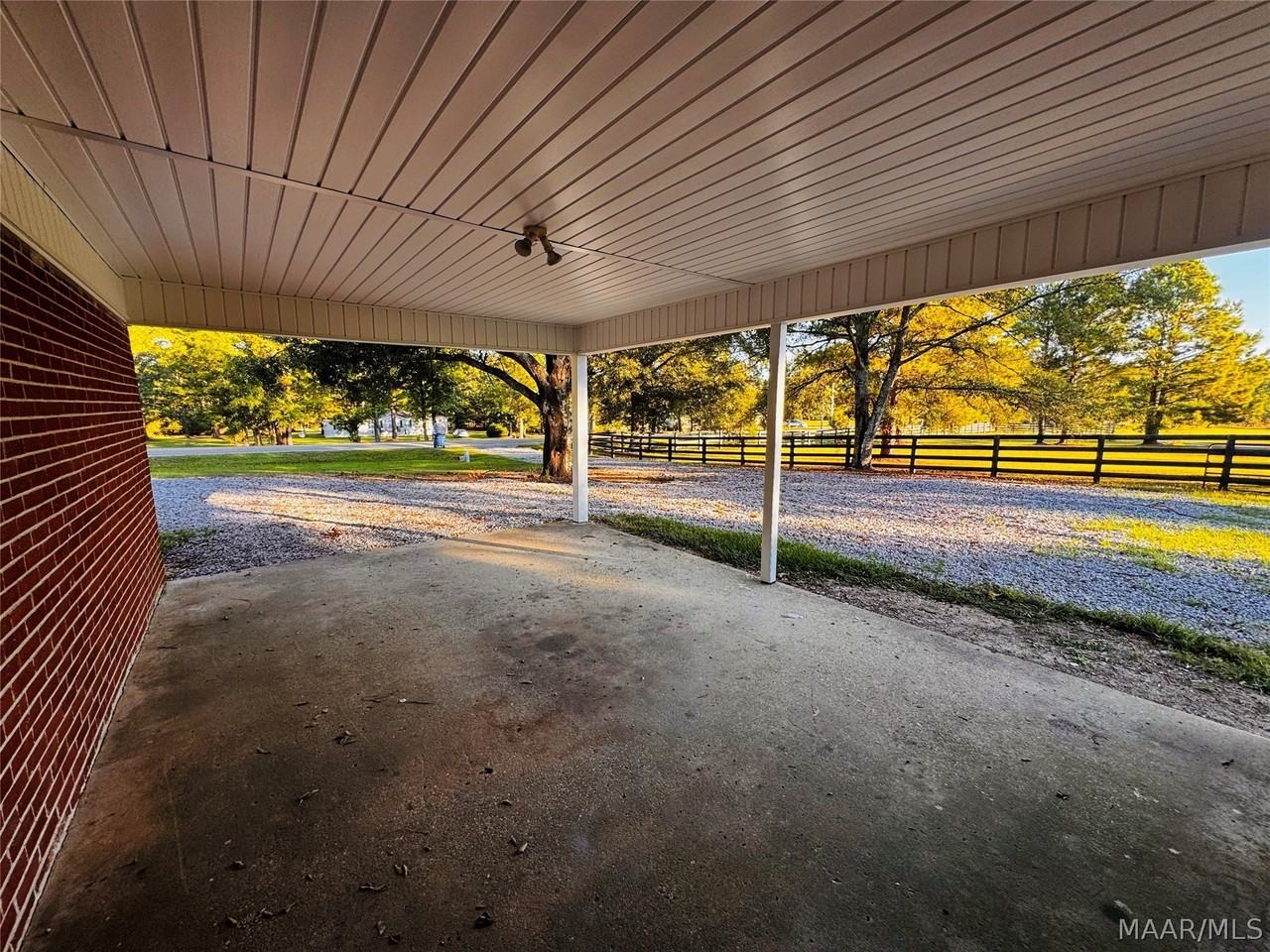 2570 Grier Rd - Photo 2 of 16