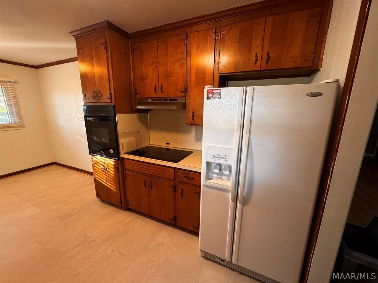 2570 Grier Rd - Photo 4 of 16