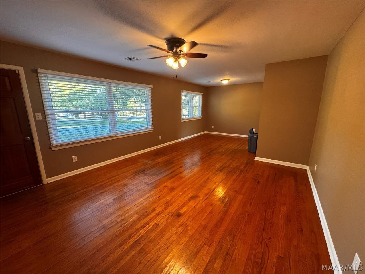 2570 Grier Rd - Photo 6 of 16