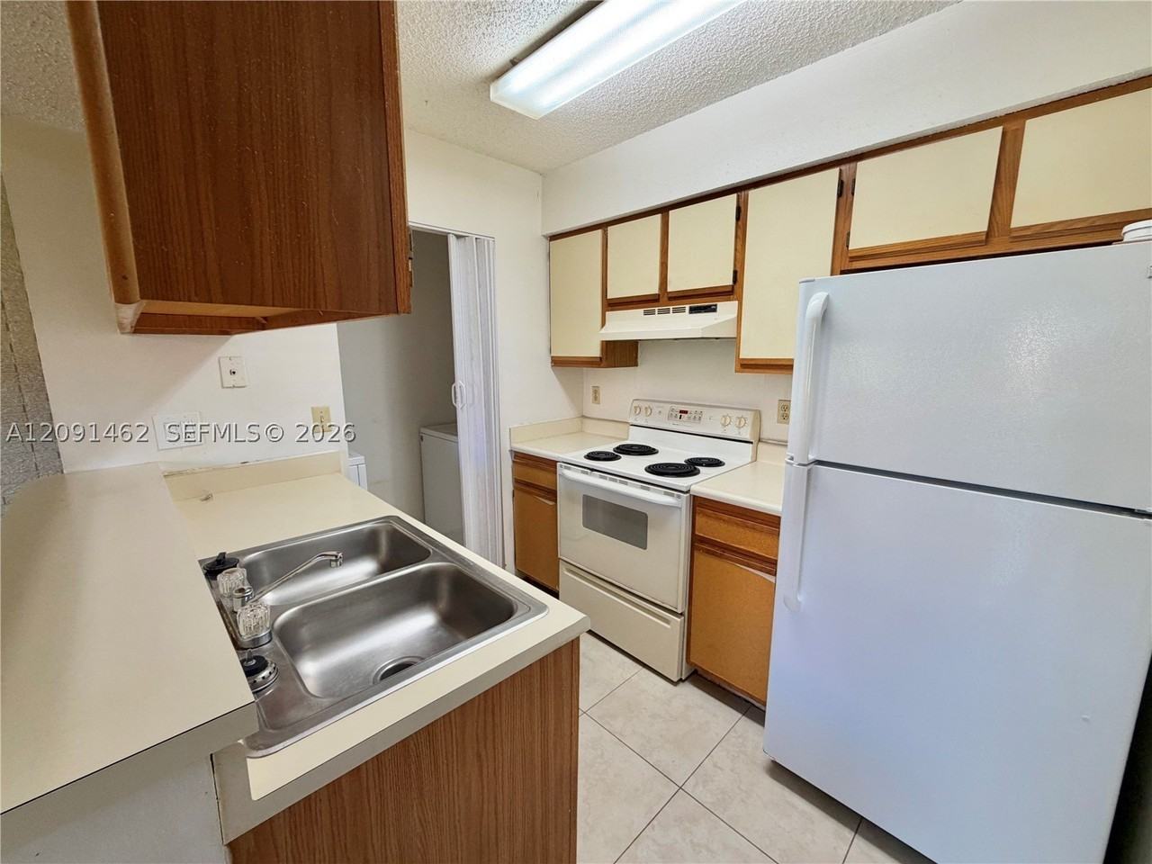 1285 Sw 46th Ave #2711 - Photo 3 of 19
